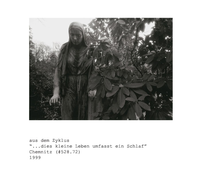 Fotografie von Uwe Klos aus dem Zyklus: ...dies kleine Leben umfasst ein Schlaf: Chemnitz